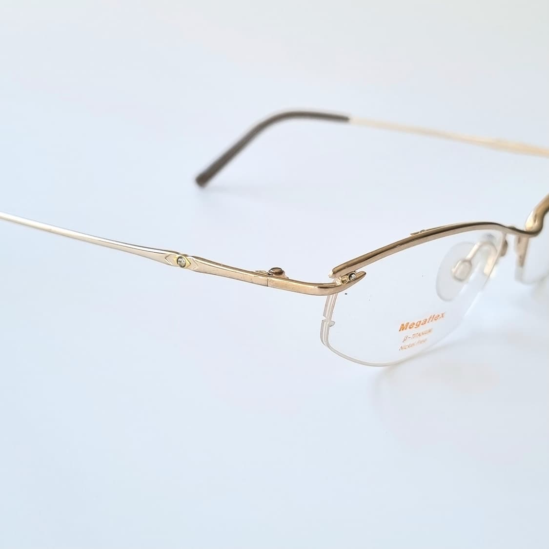 데드스탁 KAIST 메가플렉스 베타 티타늄 안경테 630 상품이미지6