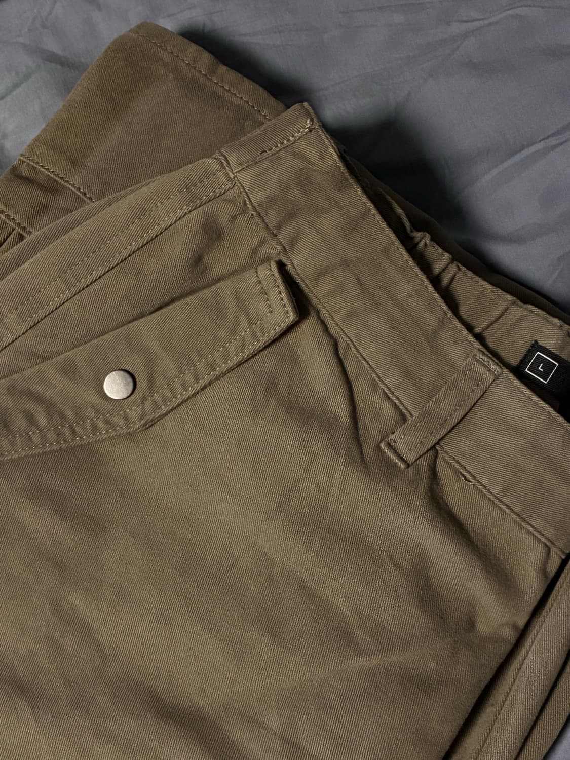 (L) 레더리 하프 밴딩 코튼 카고 팬츠 [KHAKI] 판매 상품이미지8