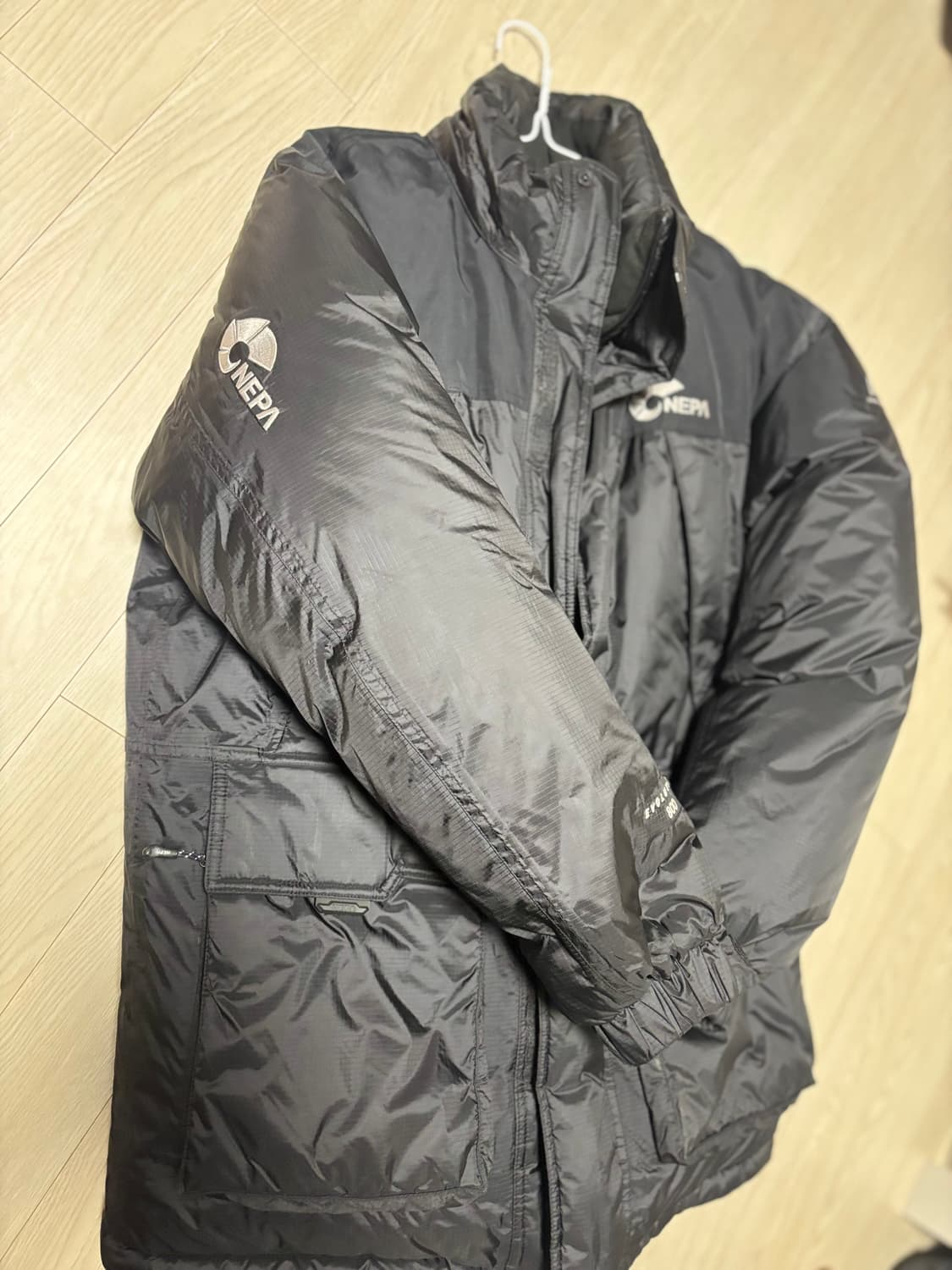 네파 레볼루션 시리즈 필파워 구스다운 패딩 우모복 M 상품이미지1