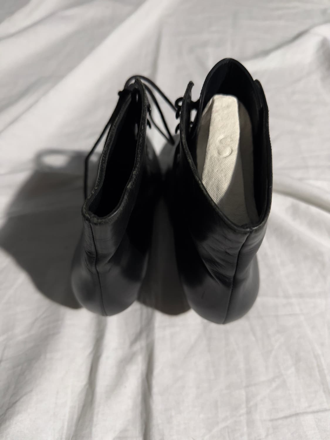 생로랑 14ss 에디슬리먼 샬롯 레이스업 부츠 상품이미지3