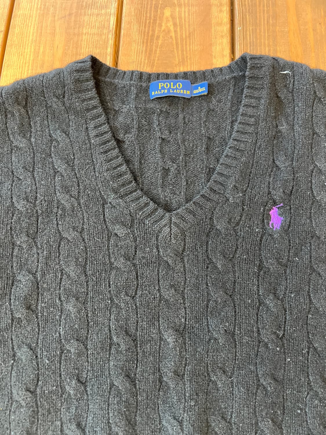 폴로 블랙 v넥 니트 상품이미지6