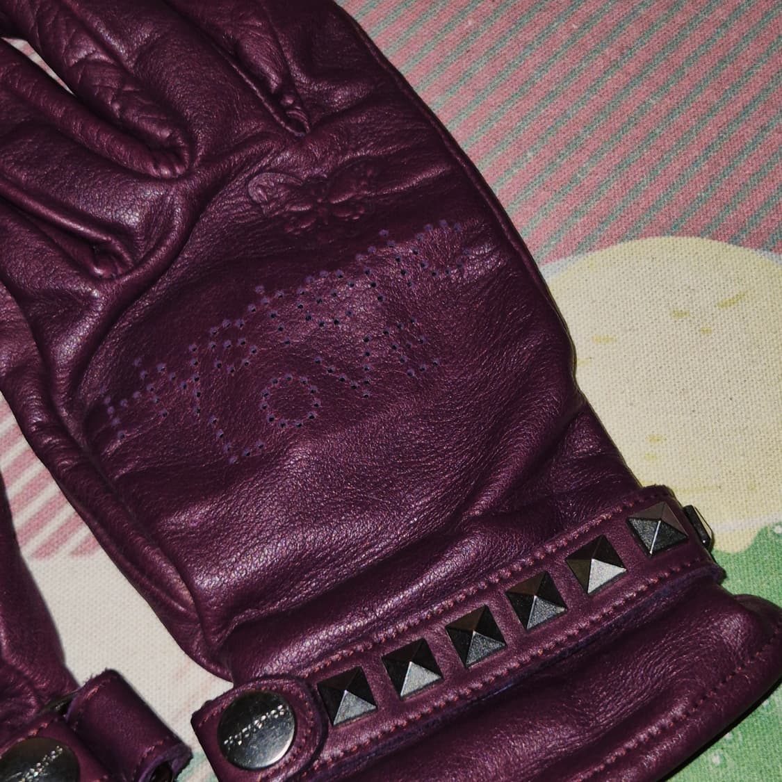 05s 히스테릭글래머 퍼플 레더 스터드 장갑 상품이미지7