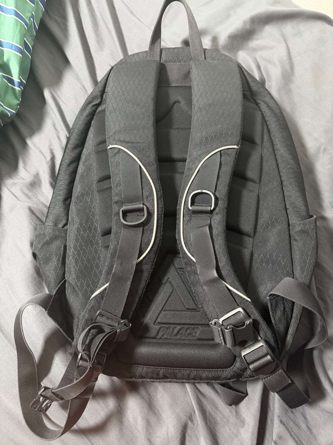 팔라스 코듀라 Y 립 백팩 블랙 상품이미지3