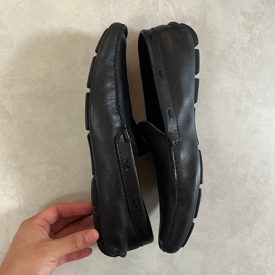 Prada Loafers 상품이미지4