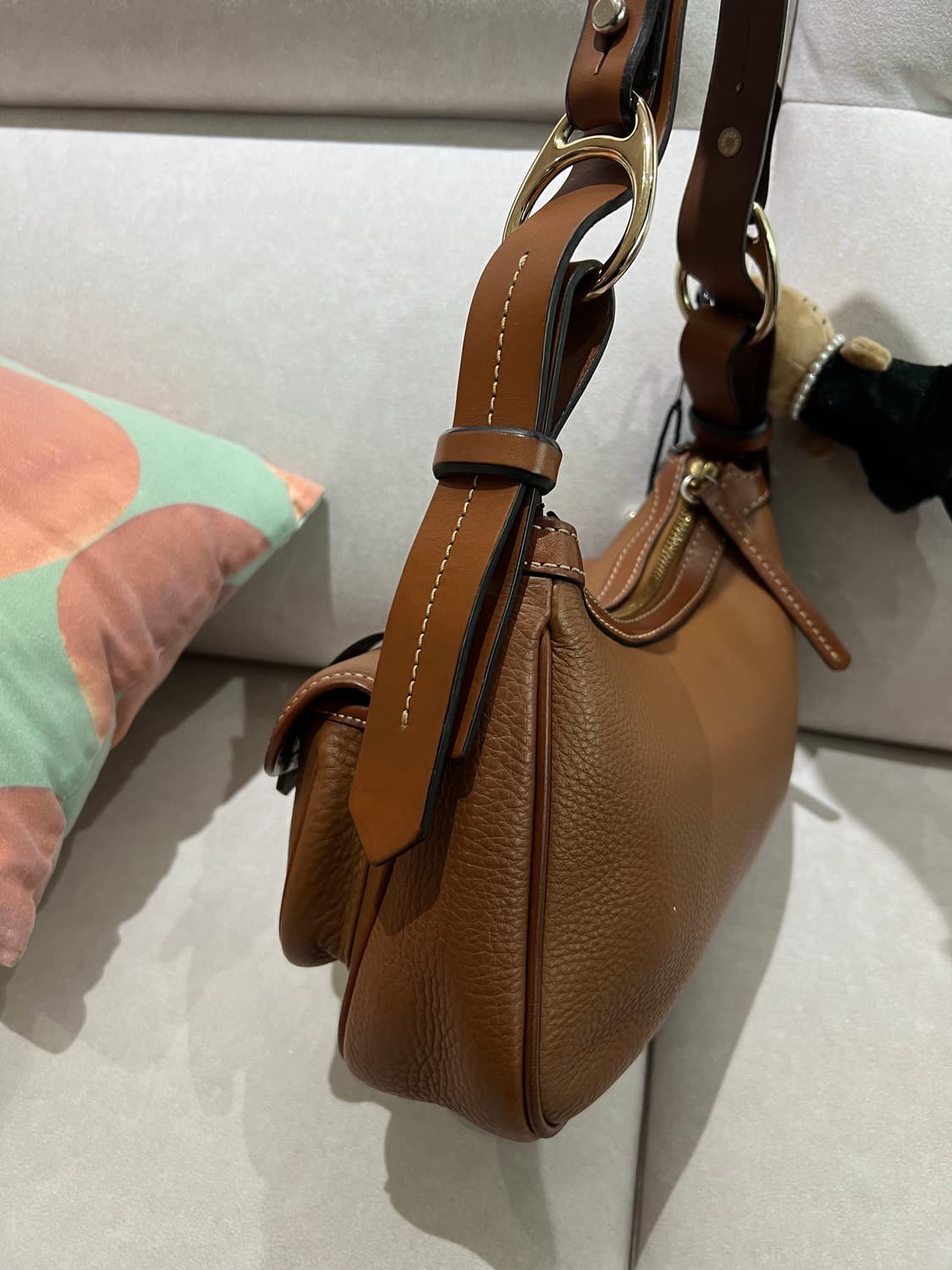 정품 투포켓 가죽숄더백 y2k 카멜브라운 코치 셀린 느낌 키링포함 상품이미지7