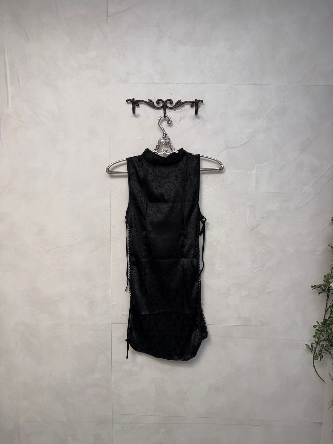 Black oriental floral open strap qipao 상품이미지7