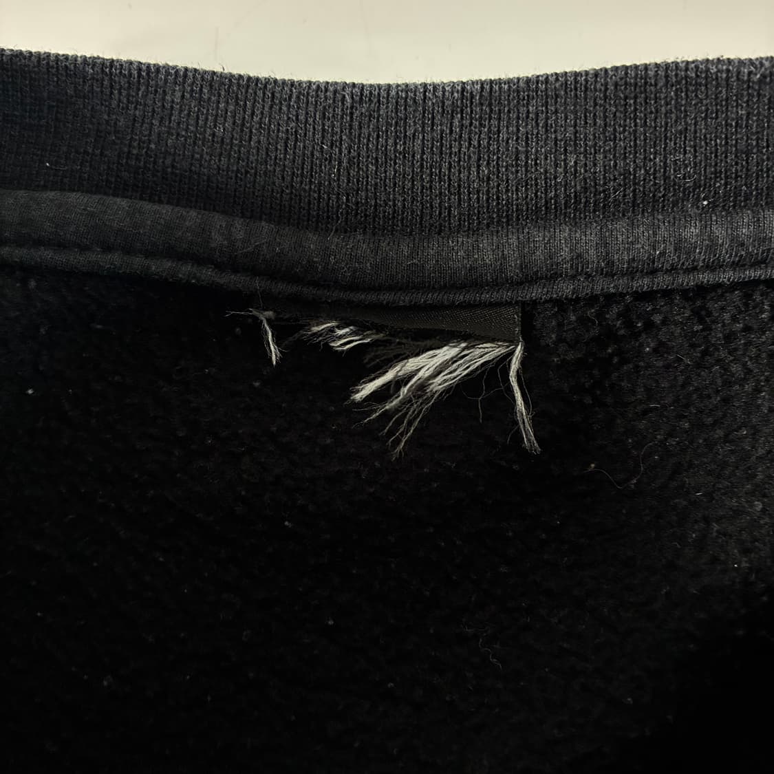 Stussy  스투시 코튼 s 자수 블랙 맨투맨  상품이미지4