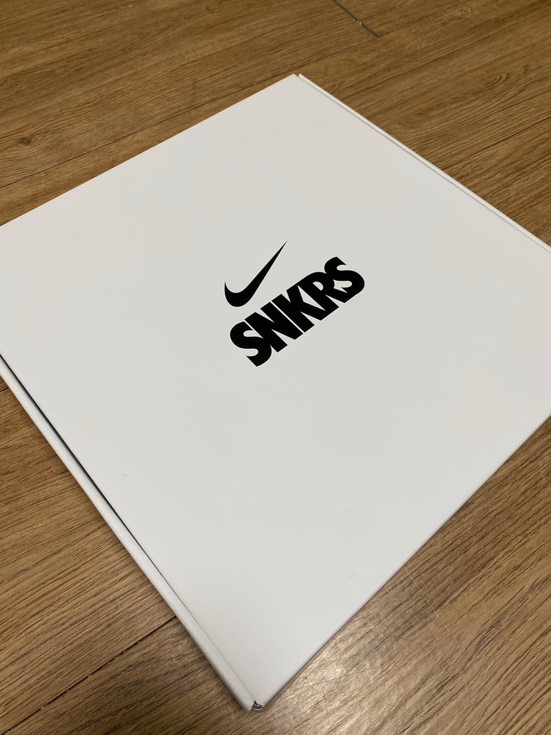 나이키 snkrs 시계 상품이미지1