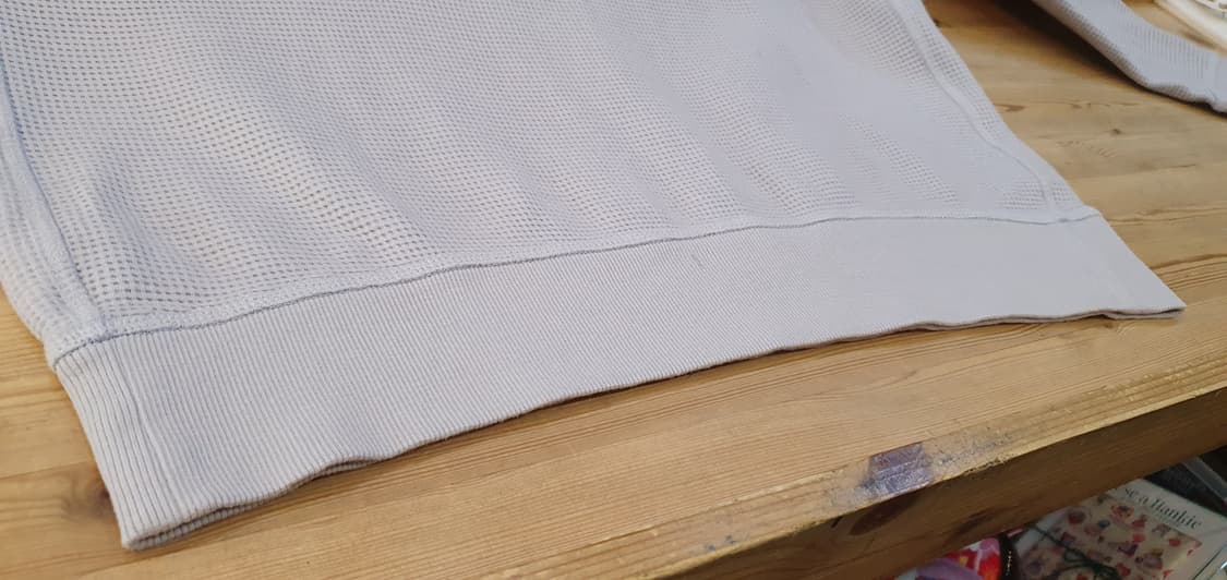 100.COS 와플 긴팔티 상품이미지6