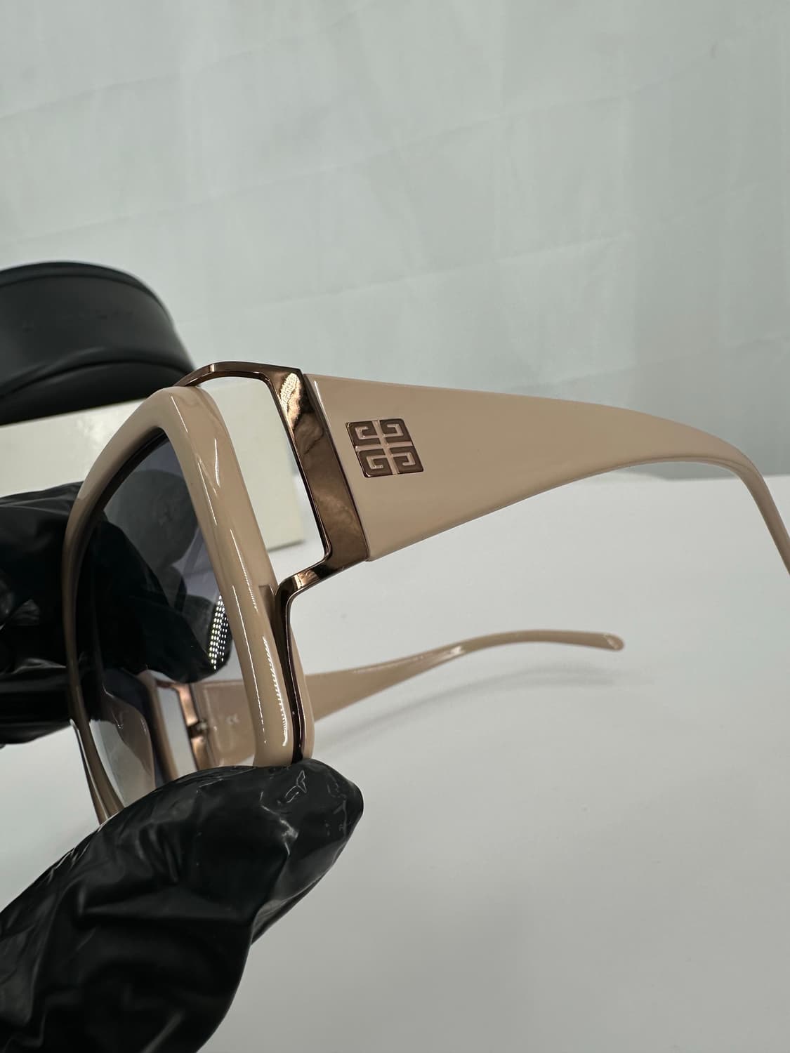 [새상품 무료배송] 정품 지방시 Made in Italy 선글라스 상품이미지3