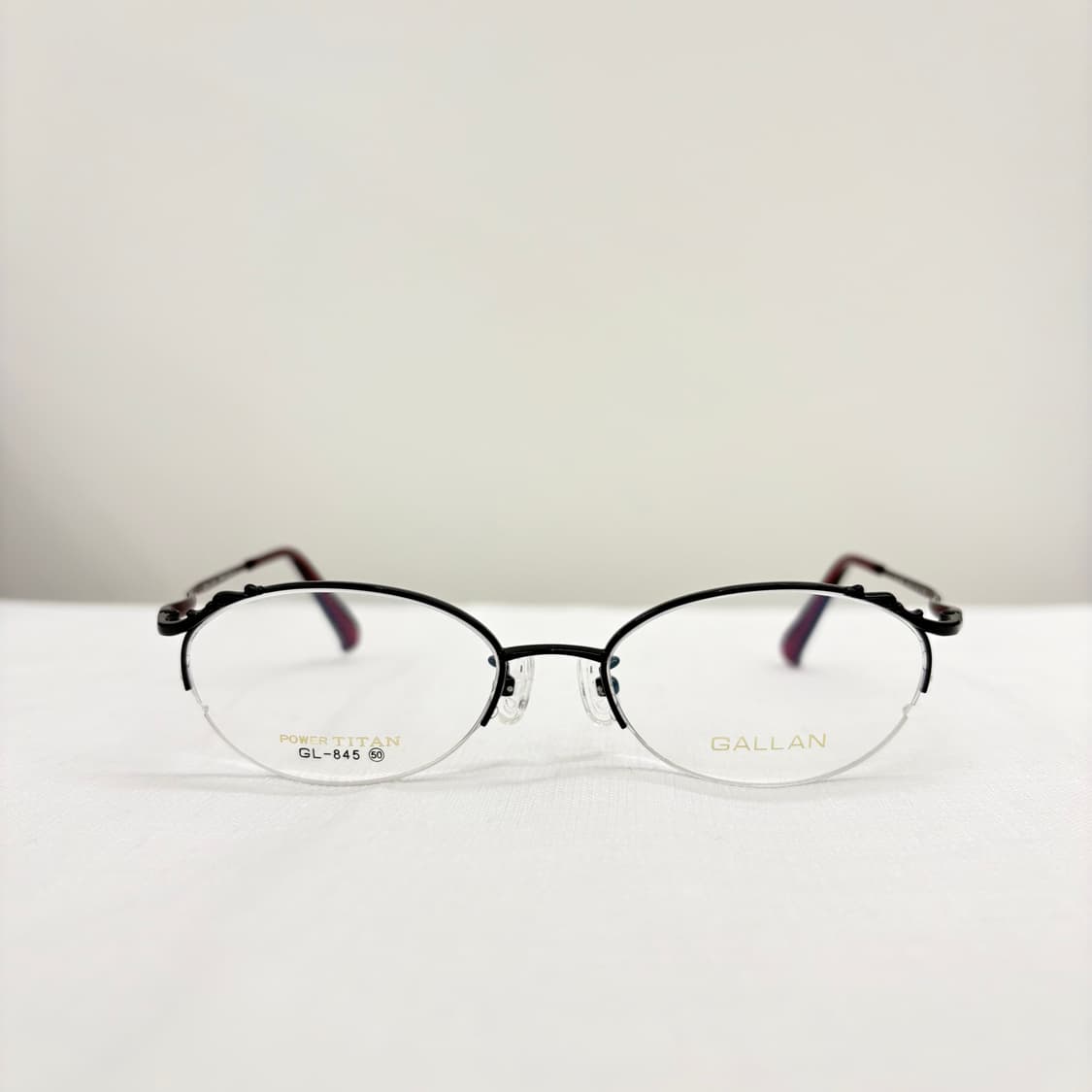 GALLAN 블랙 오벌 티타늄 반무테  상품이미지1