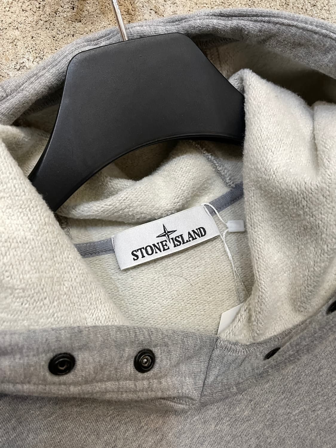 스톤 아일랜드 브러쉬드 코튼 크루넥 후드 티셔츠 상품이미지6