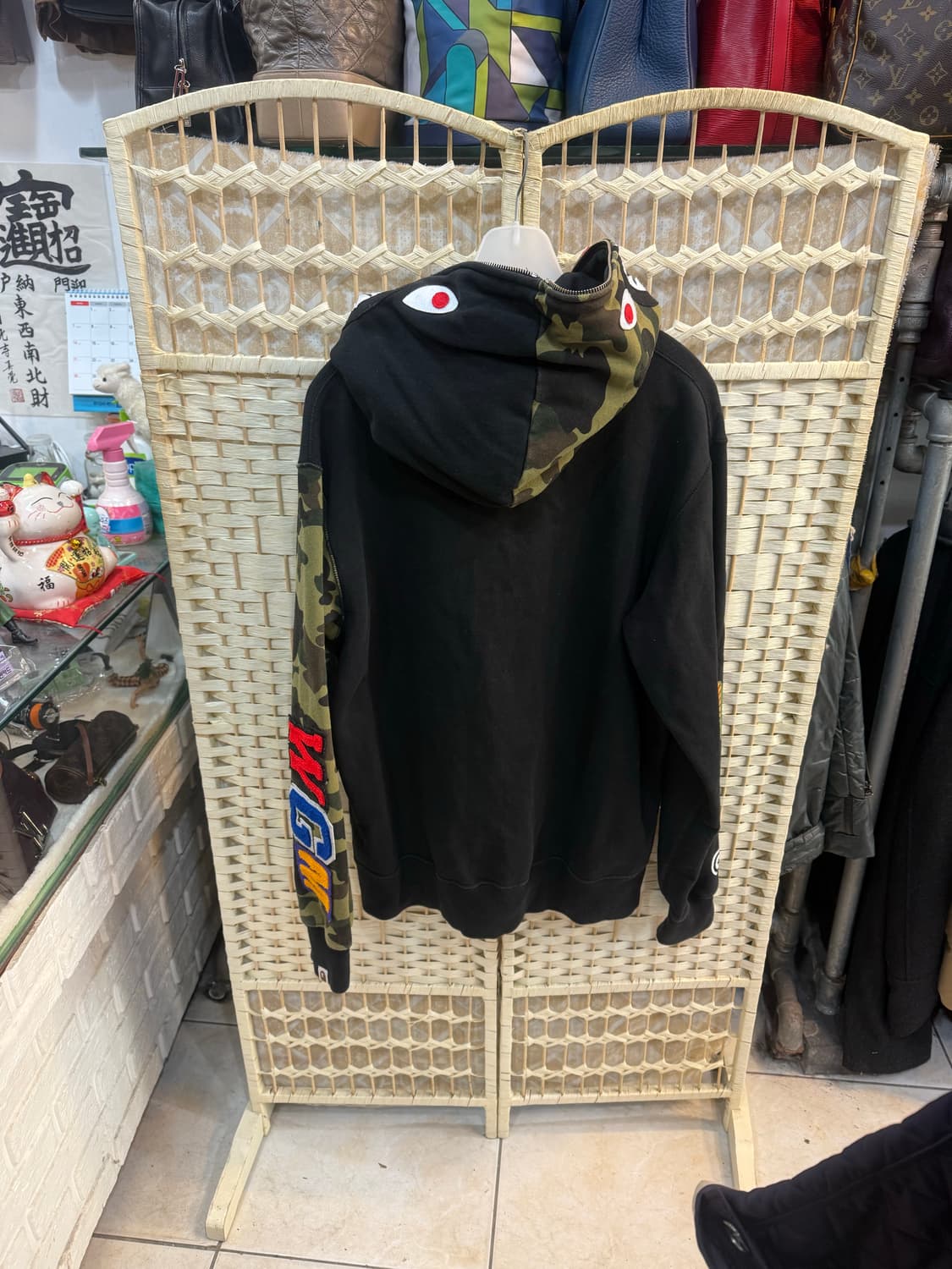 110 정품 베이퍼 샤크 후드집업 팝니다 상품이미지10