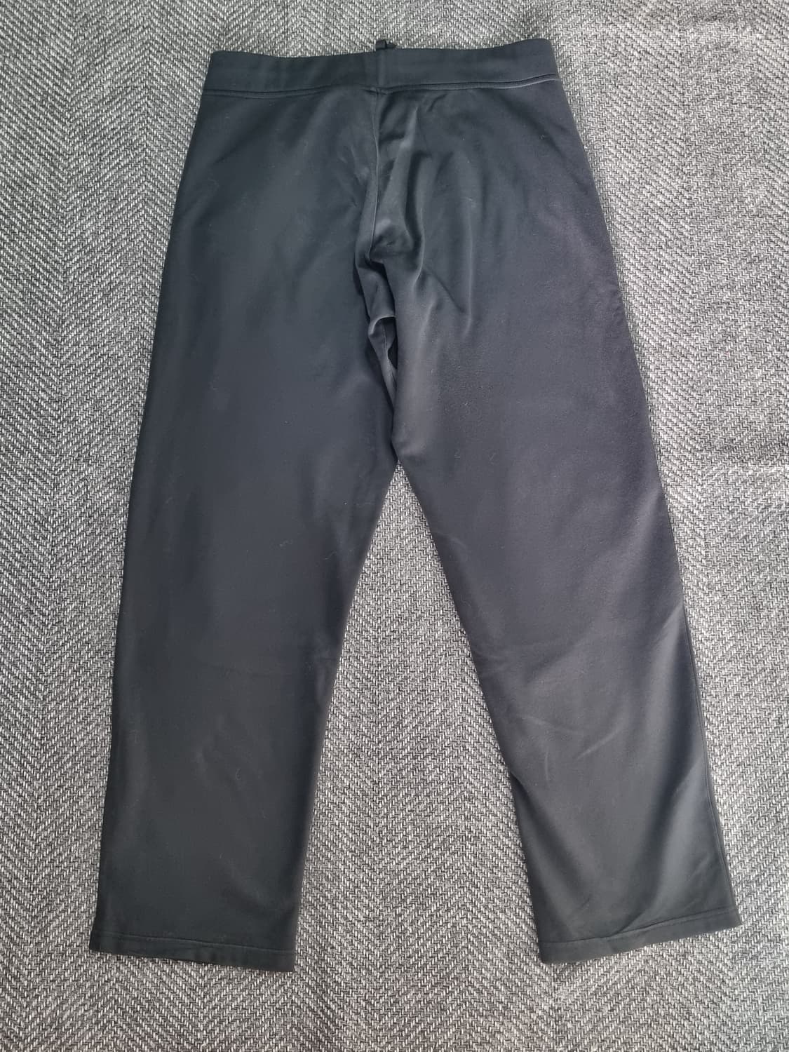 NIKE ACG — 블랙 써멀 트레이닝 팬츠 상품이미지4