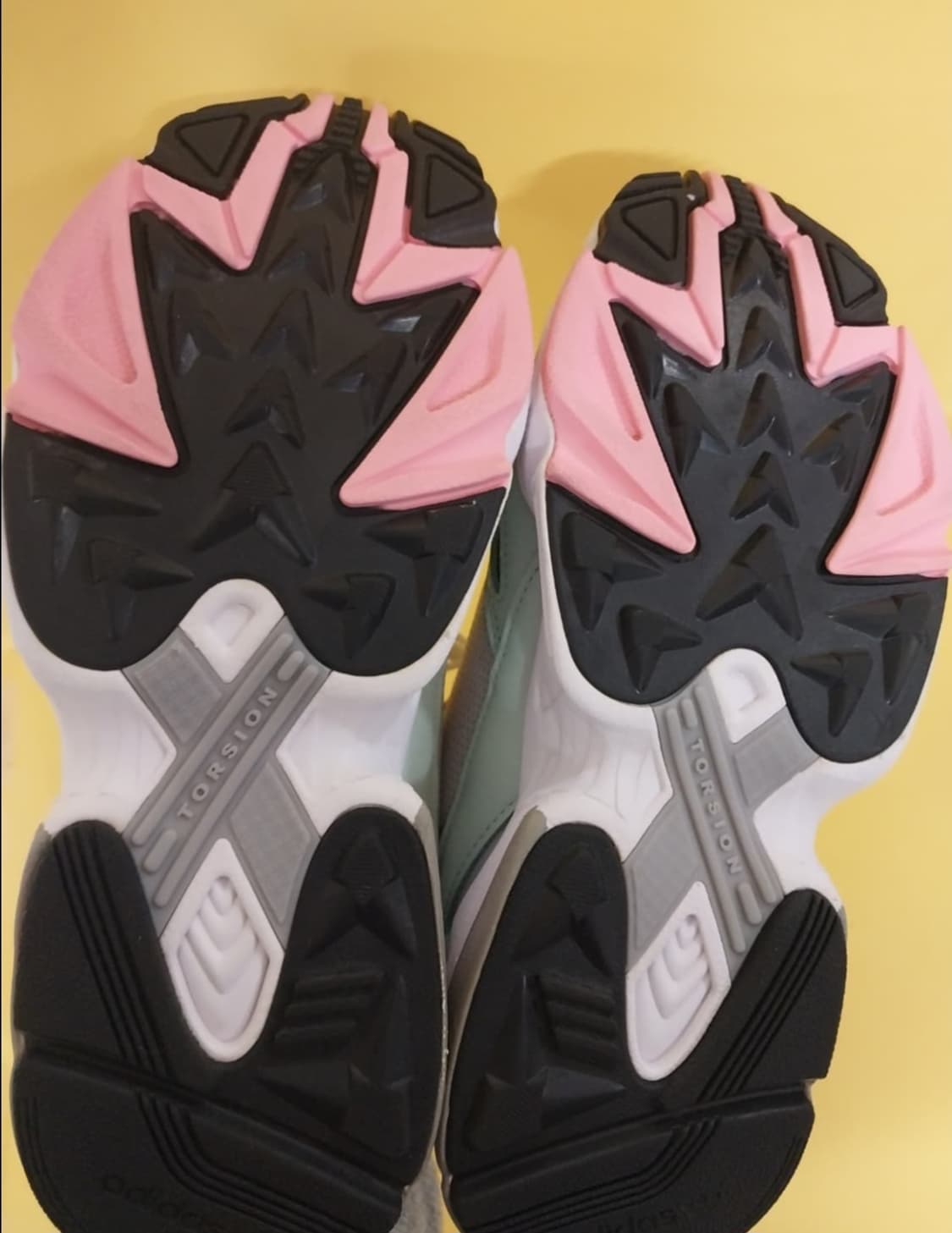 여성 아디다스 오리지널 팔콘 운동화 (240) 상품이미지8