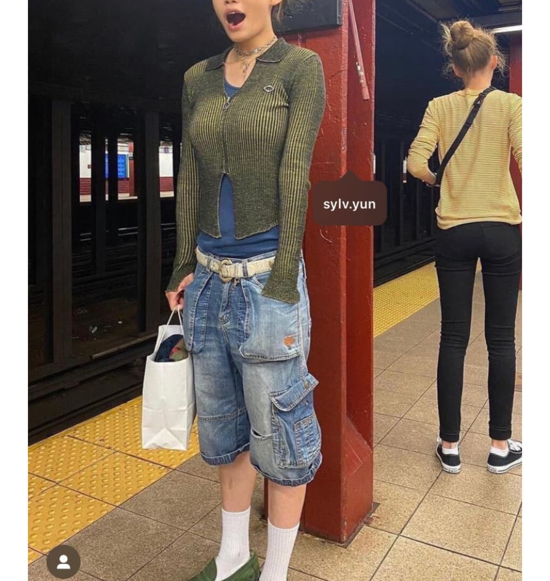 미스치프 니티드 투톤 셔츠 상품이미지9