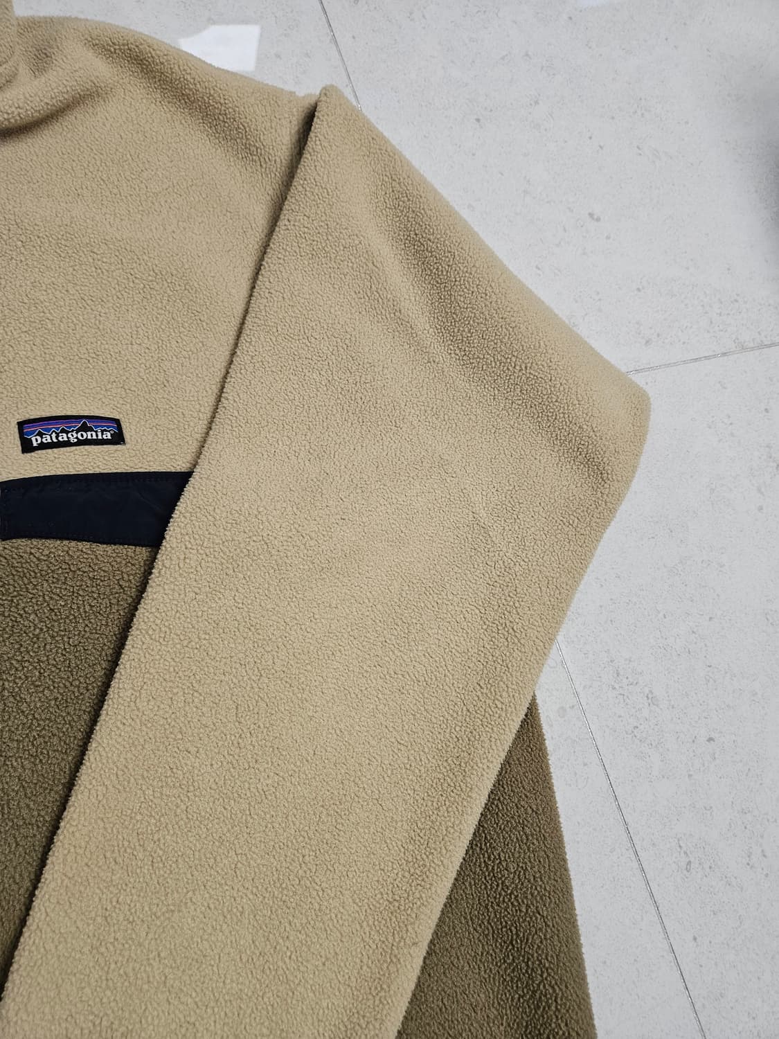 파타고니아 신칠라 L 베이지 탄 상품이미지3