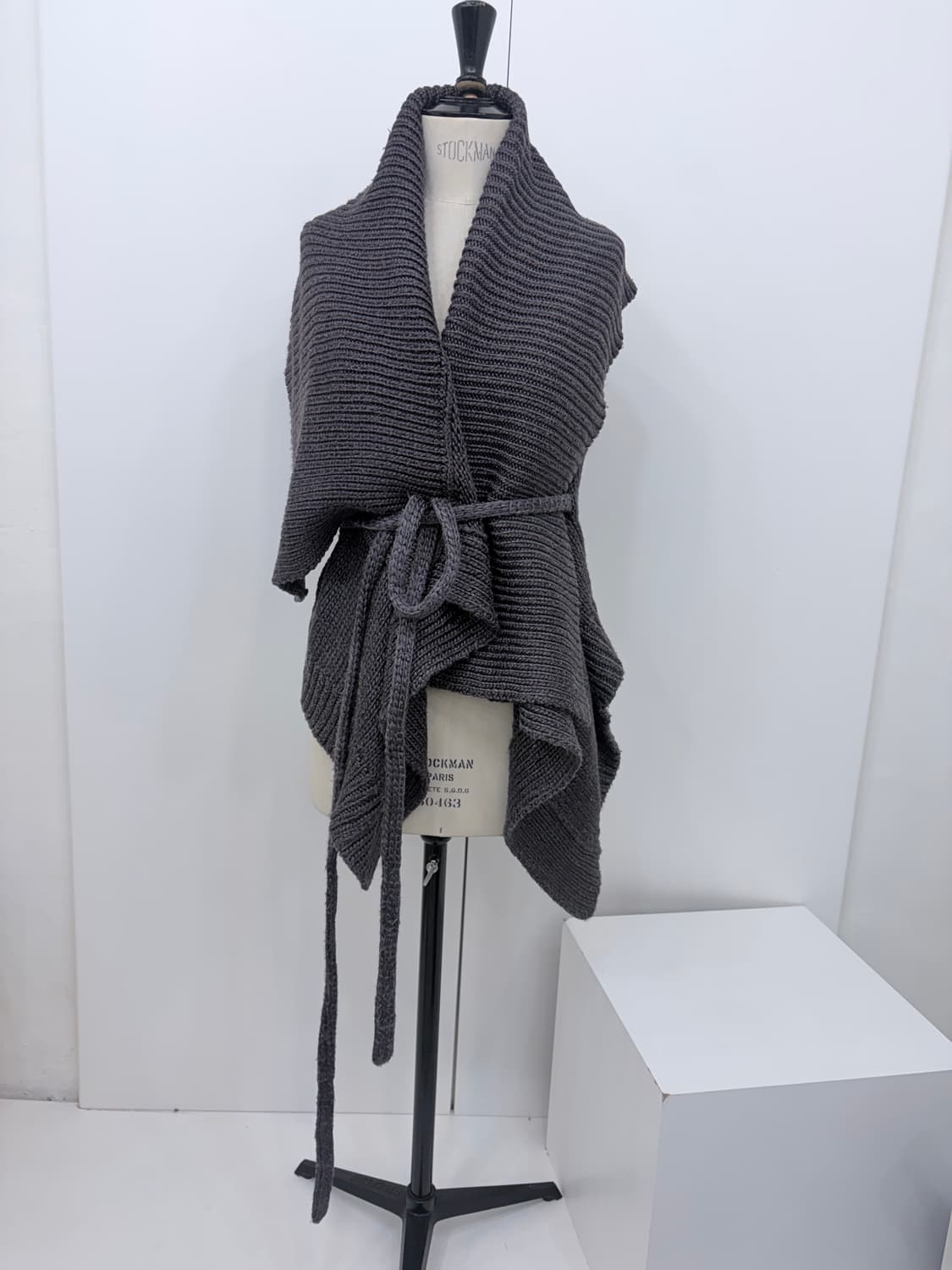 Ann Demeulemeester 앤드밀미스터 니트  상품이미지1