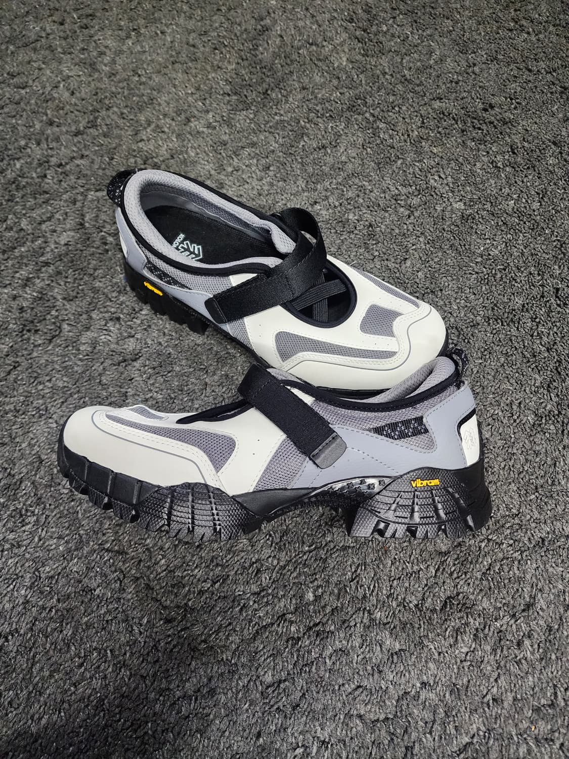 코오롱스포츠 메리제인  비브람창    250사이즈  상품이미지1