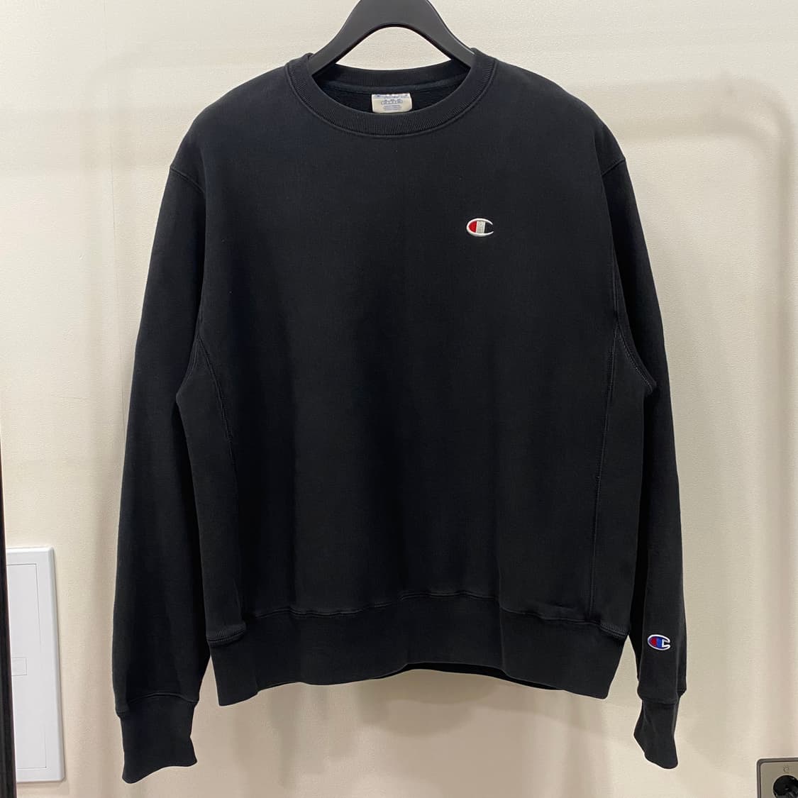 챔피온 리버스위브 기모 맨투맨 블랙 상품이미지1