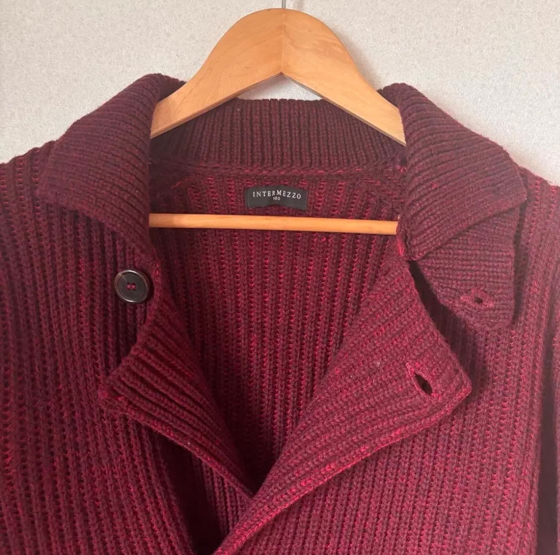 인터메조 캐주얼 더블 니트 가디건 100 버건디 볼륨 상품이미지3