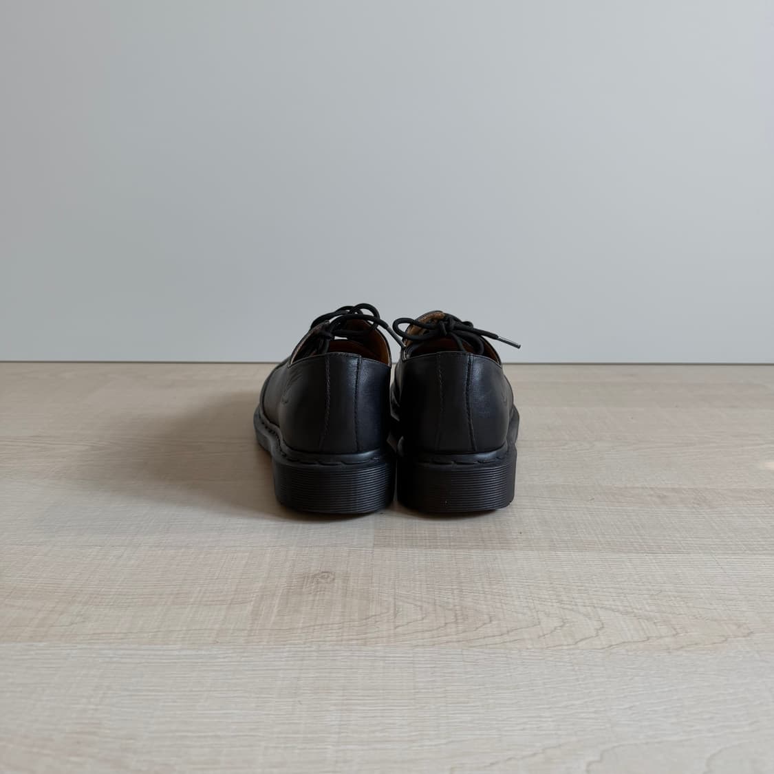 닥터마틴 단화 올블랙 상품이미지4