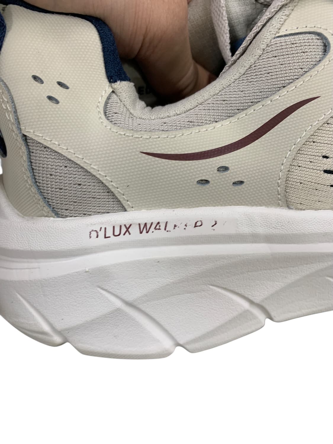 스케쳐스 디럭스 워커 2.0 베이지 275 상품이미지8