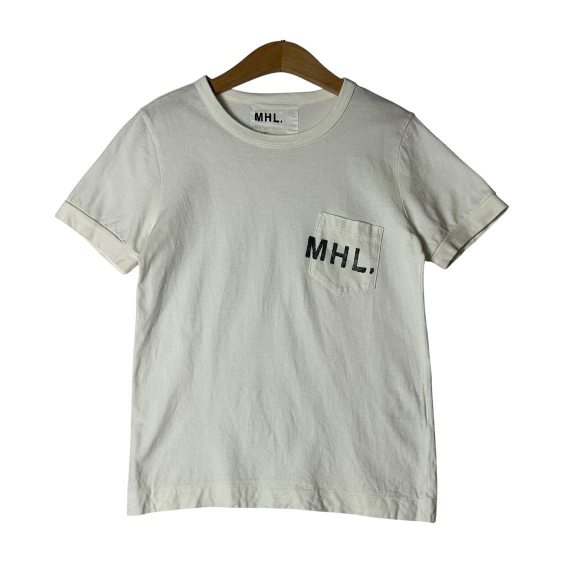 [MHL] 마가렛호웰 MHL 로고 포켓 반팔티셔츠 상품이미지1