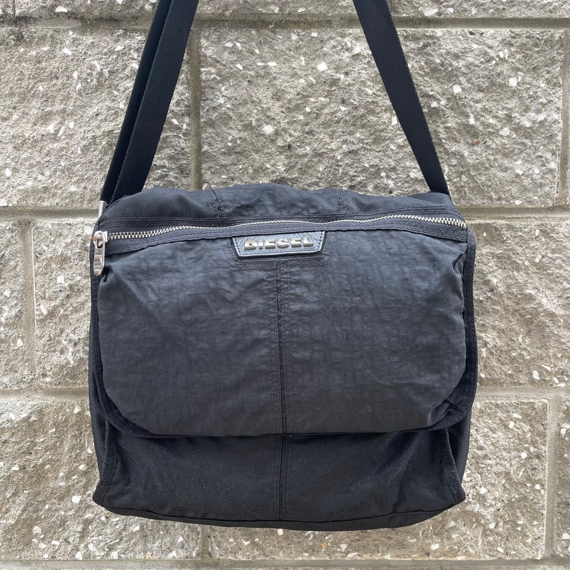 [OS] Diesel VTG 나일론 남여 크로스백 상품이미지2