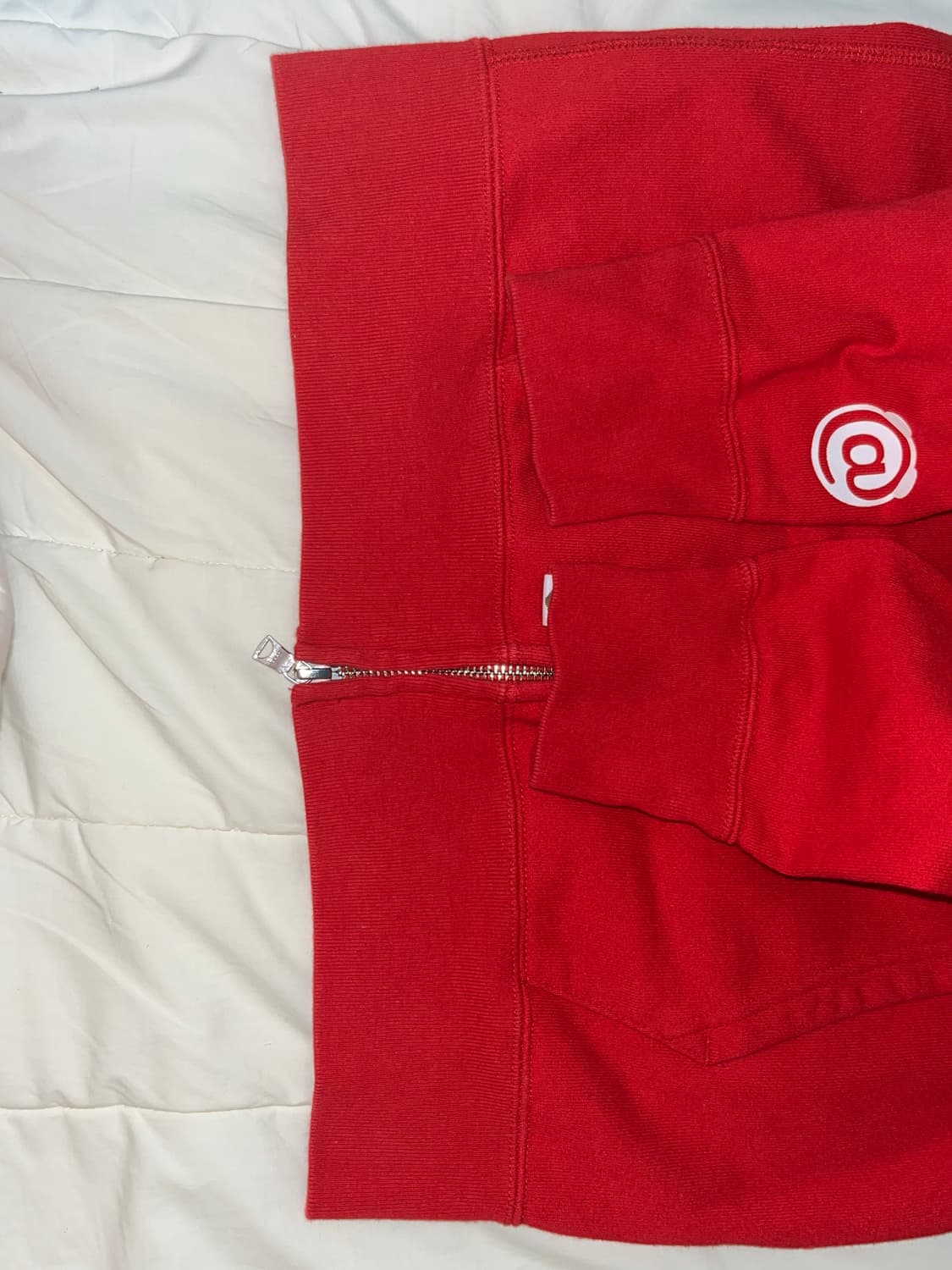 베이프 베어브릭 적계 샤크 후드집업 판매합니다 상품이미지5