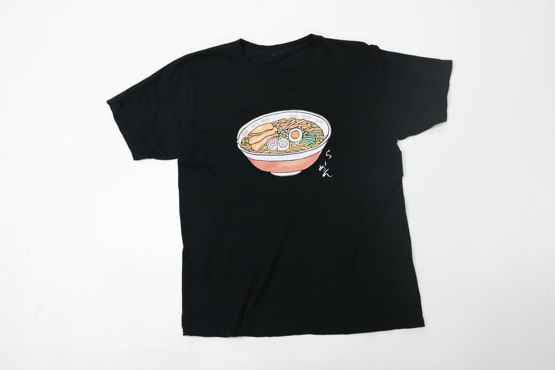 라멘 일러스트 그래픽 블랙 반팔 티셔츠 상품이미지2