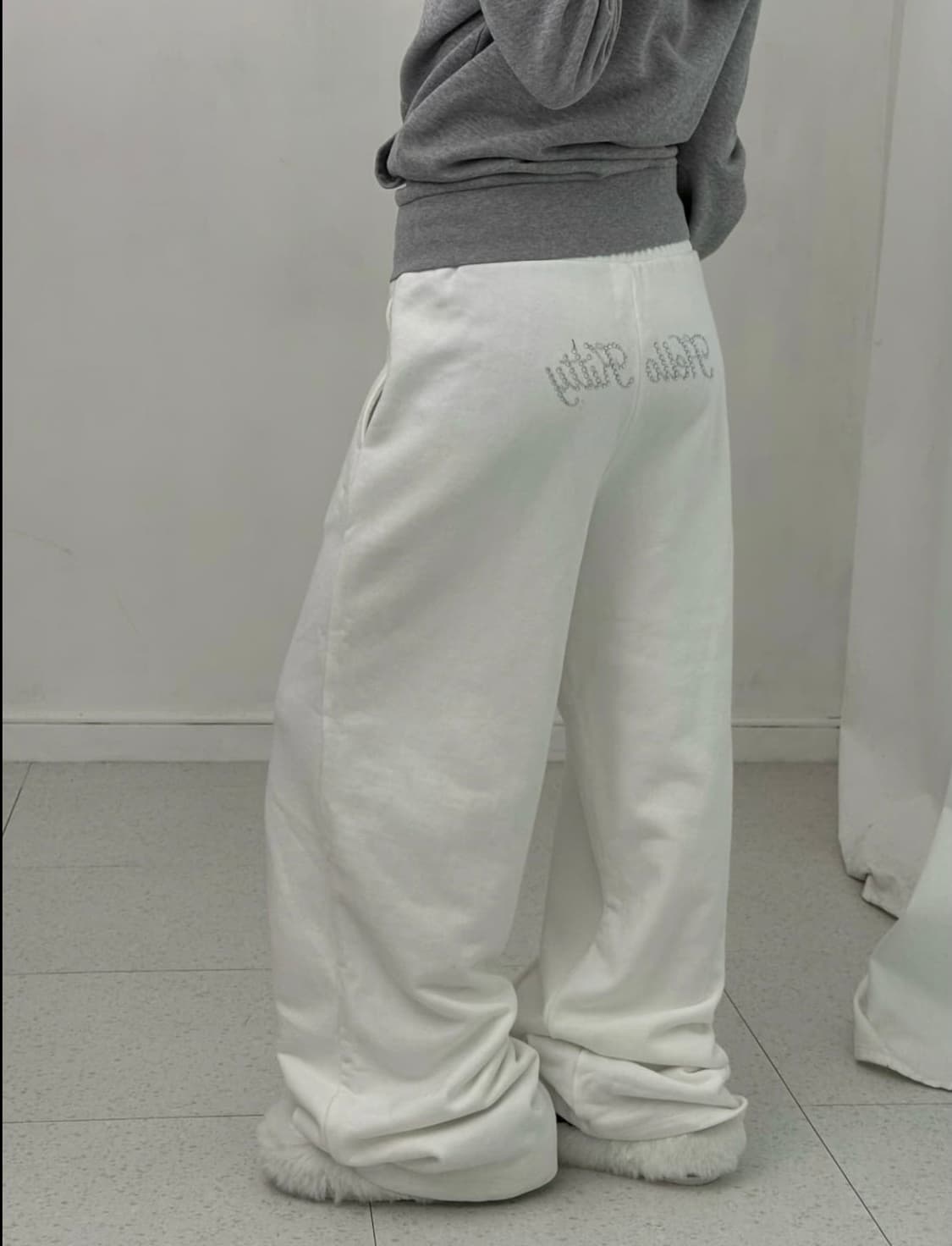 포에버 21 x 헬로키티 화이트 팬츠 y2k 갸루 상품이미지3