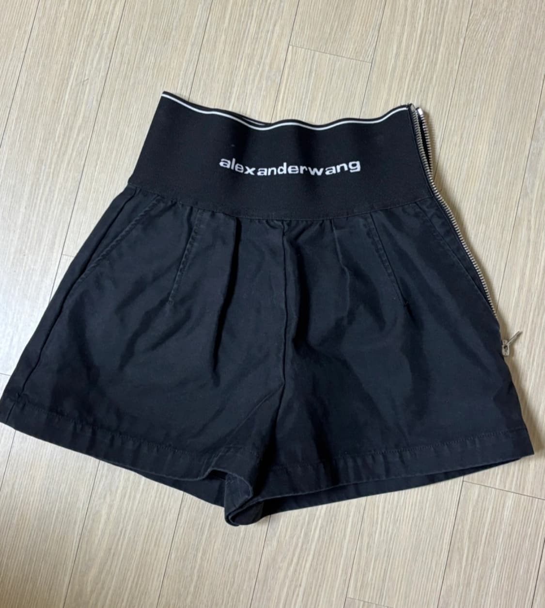 알렉산더왕 사파리 쇼츠 블랙 2size 상품이미지1