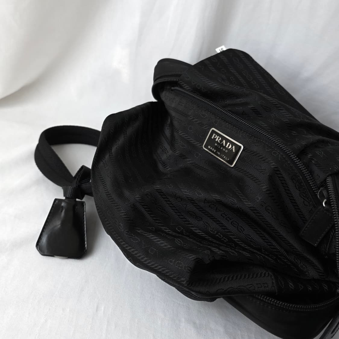 [정품 PRADA] 프라다 나일론 바게트 호보백 숄더백 상품이미지7