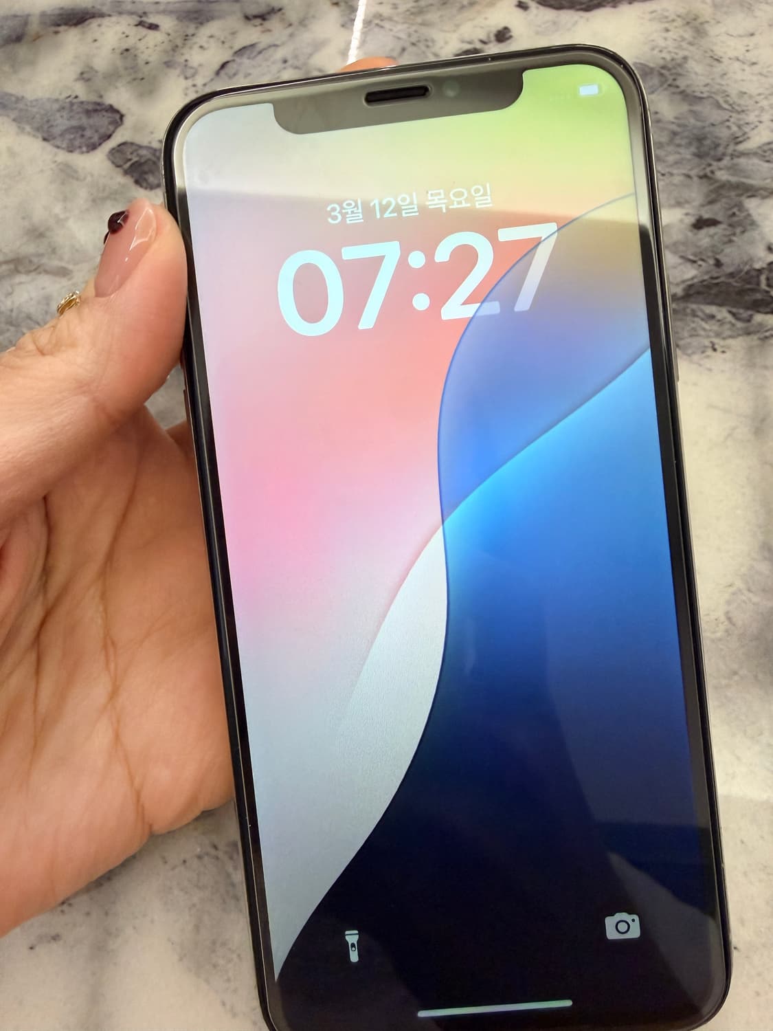 아이폰xs 256기가 배터리100 상품이미지2