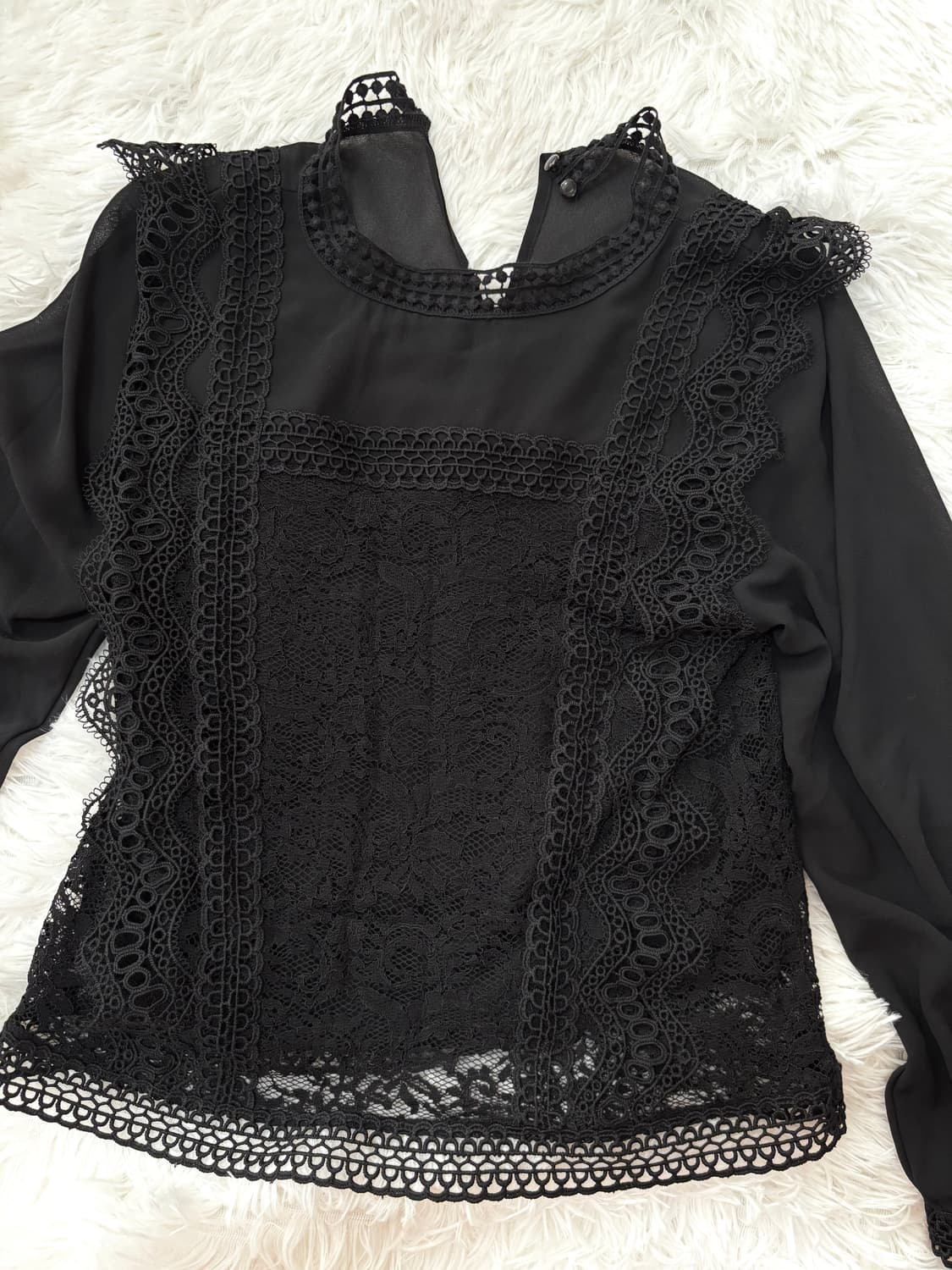 majestic legon 마제스틱레곤 고딕풍 블랙 레이스 펀칭 블라우스 상품이미지3