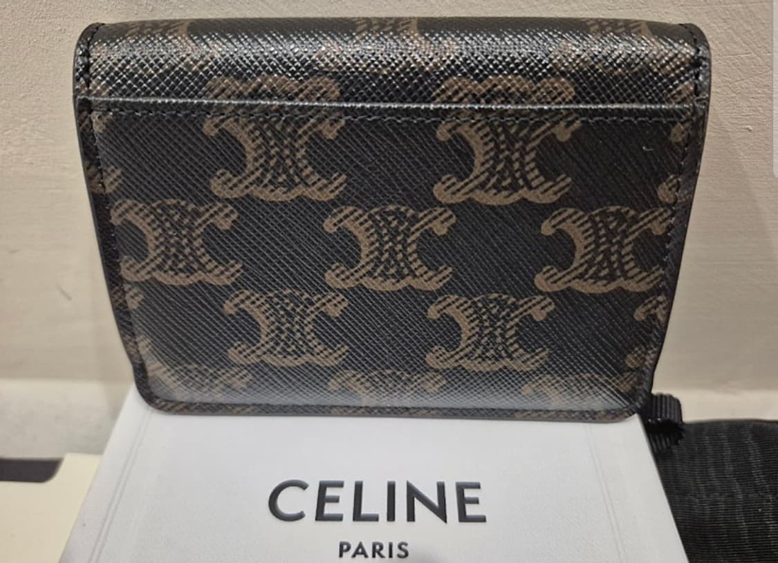 셀린느 정품 트리옹프 카드지갑 풀박스 판매합니다 상품이미지3