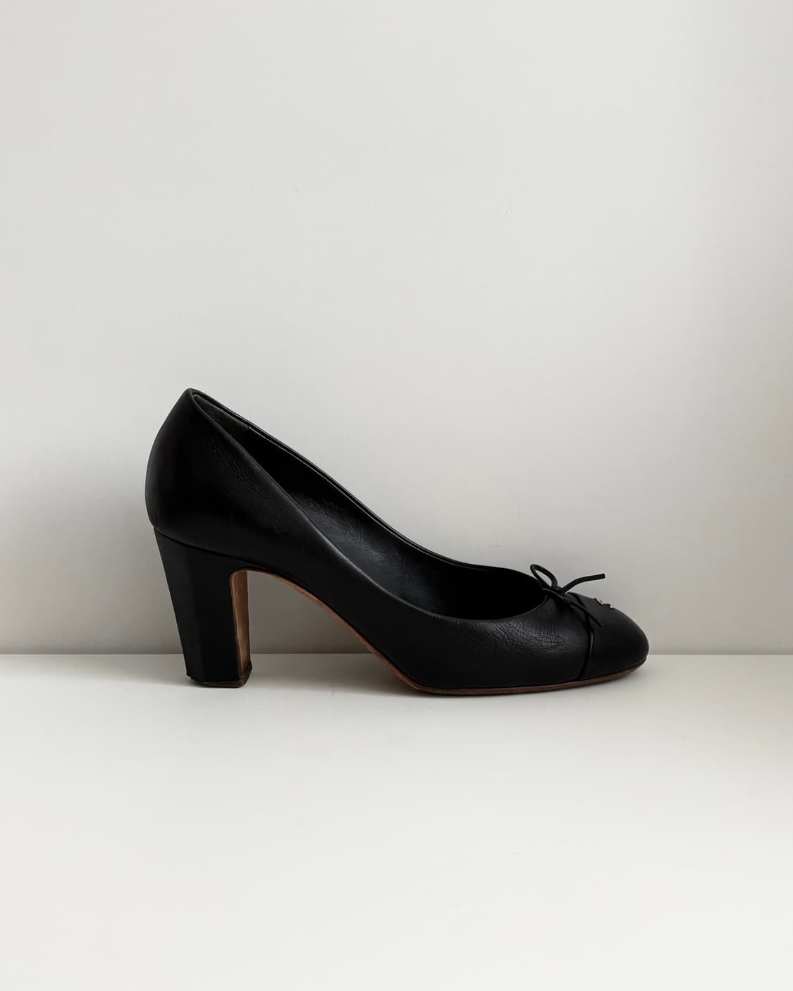 CHANEL 빈티지 샤넬 cc로고 리본 펌프스 힐 38C 상품이미지6