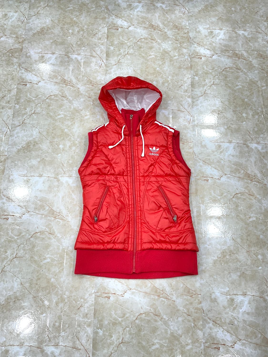아디다스 패딩 조끼 상품이미지1