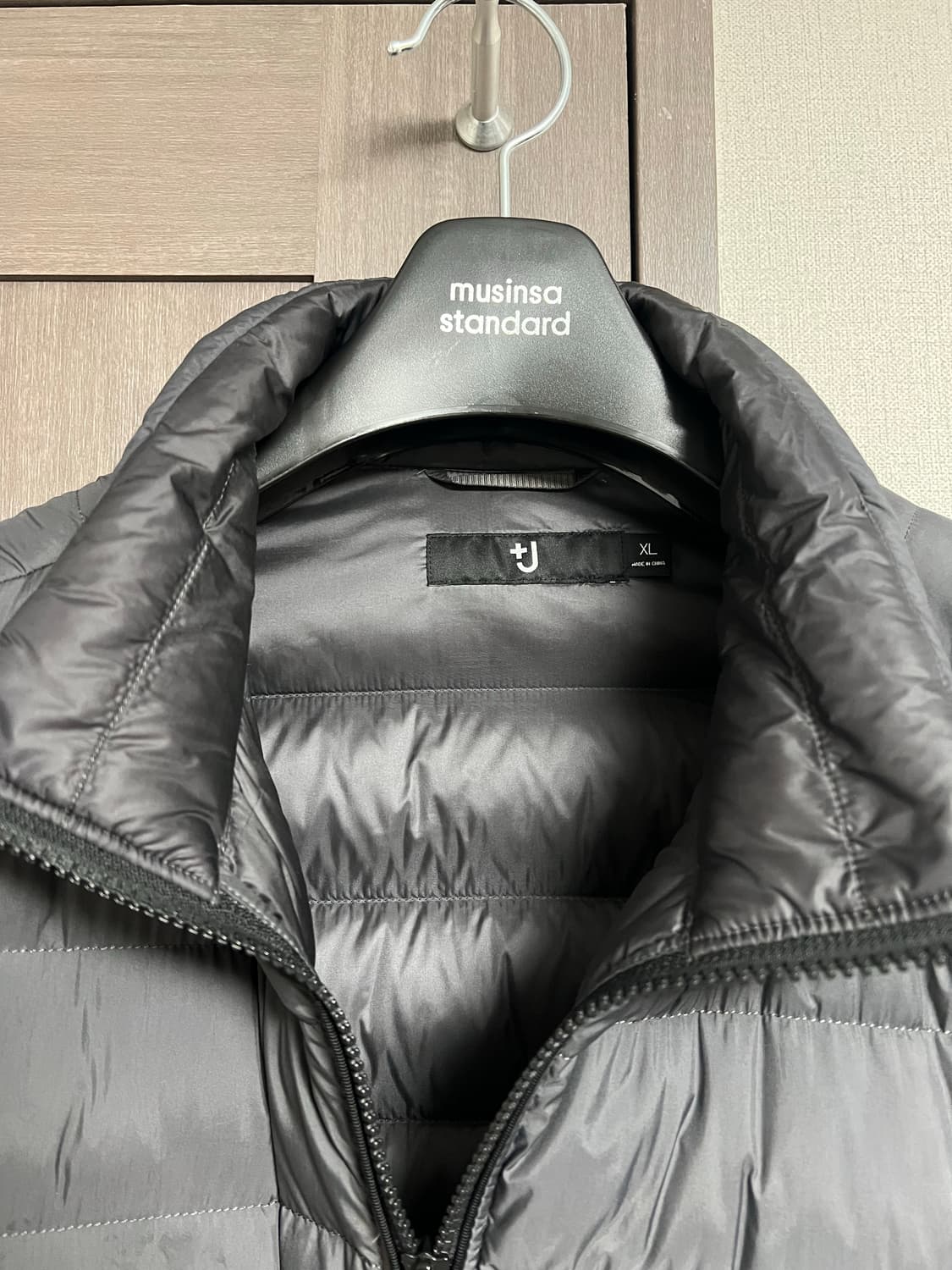 유니클로 질샌더 라이트 다운재킷 그레이 XL 상품이미지5