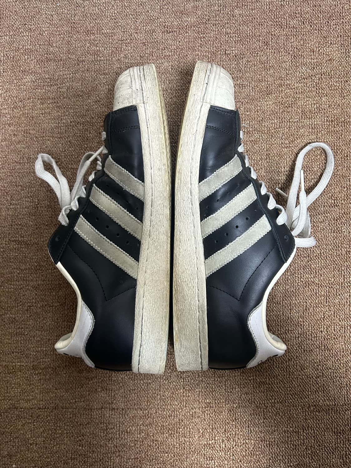 아디다스 슈퍼스타 82 FI 코어 블랙 270 상품이미지4