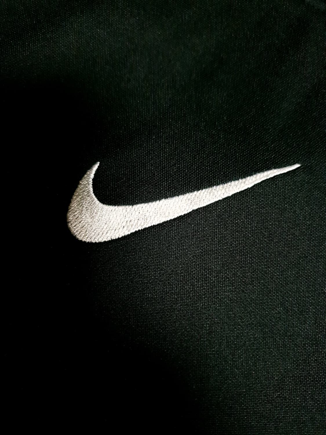 나이키 드라이핏 솔스우시 자수 기능성 반팔티 블랙 (S) 상품이미지2