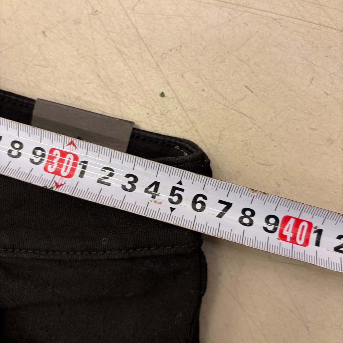 트루릴리전 로우 싯 블랙 데님 팬츠 상품이미지6