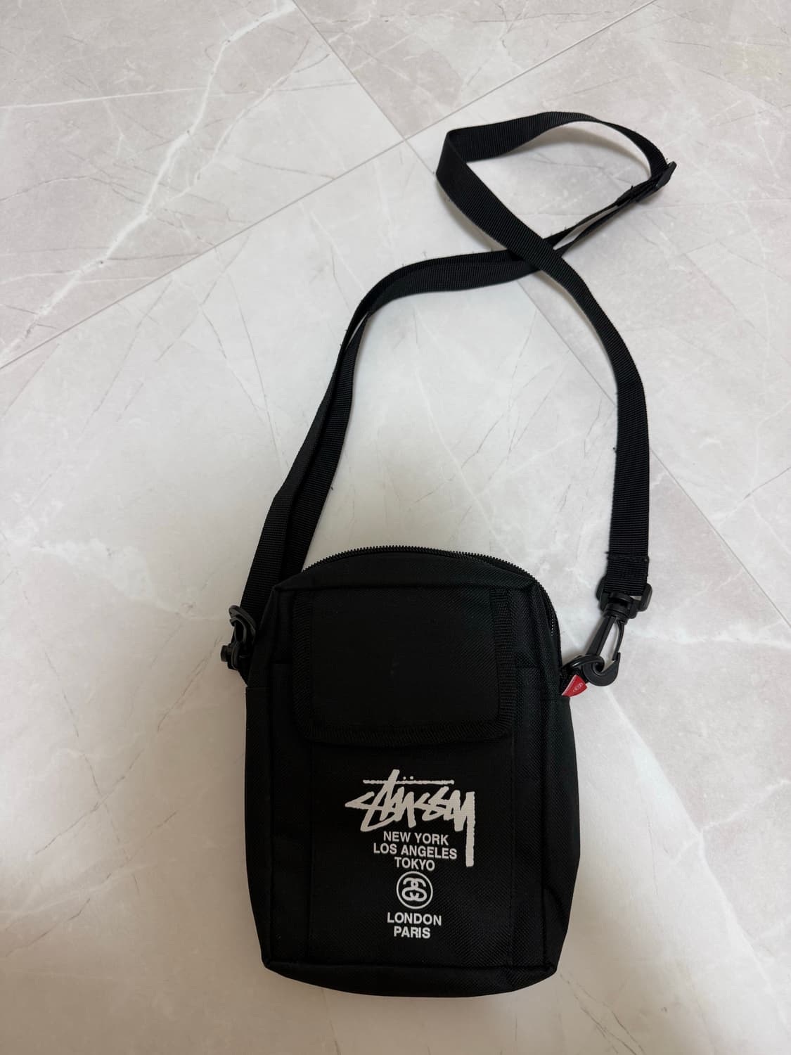 스투시 블랙 미니 크로스백 상품이미지1