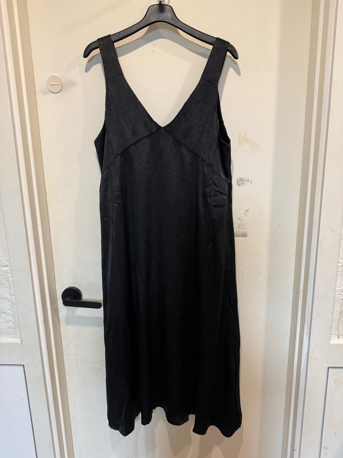 jucy judy 쥬시쥬디 뷔스티에 샤틴 롱원피스 상품이미지3