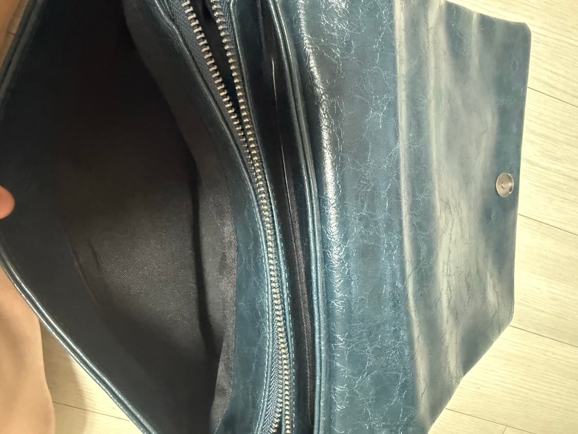 자라 락플랩 숄더백 유나가방 딥블루 상품이미지3