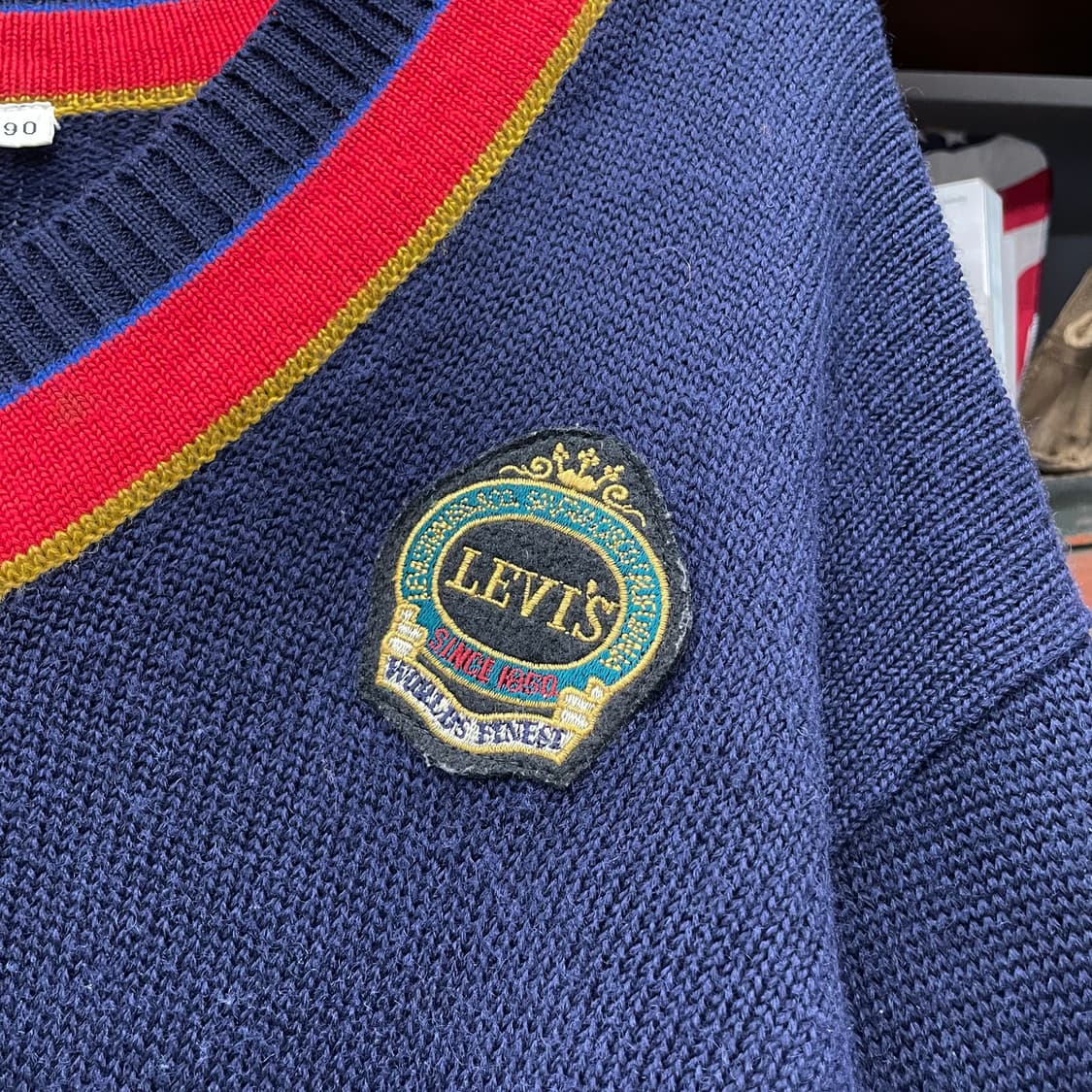 90s 리바이스 크리켓 패치 로고 프레피 브이넥 니트 스웨터 상품이미지5