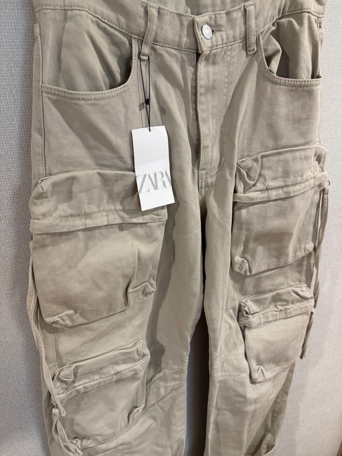 자라 유틸리티 카고 팬츠 베이지  상품이미지2