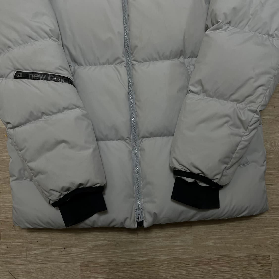 뉴발란스 구스다운 스탠드넥 푸퍼 패딩 점퍼 [그레이] S/90 상품이미지3