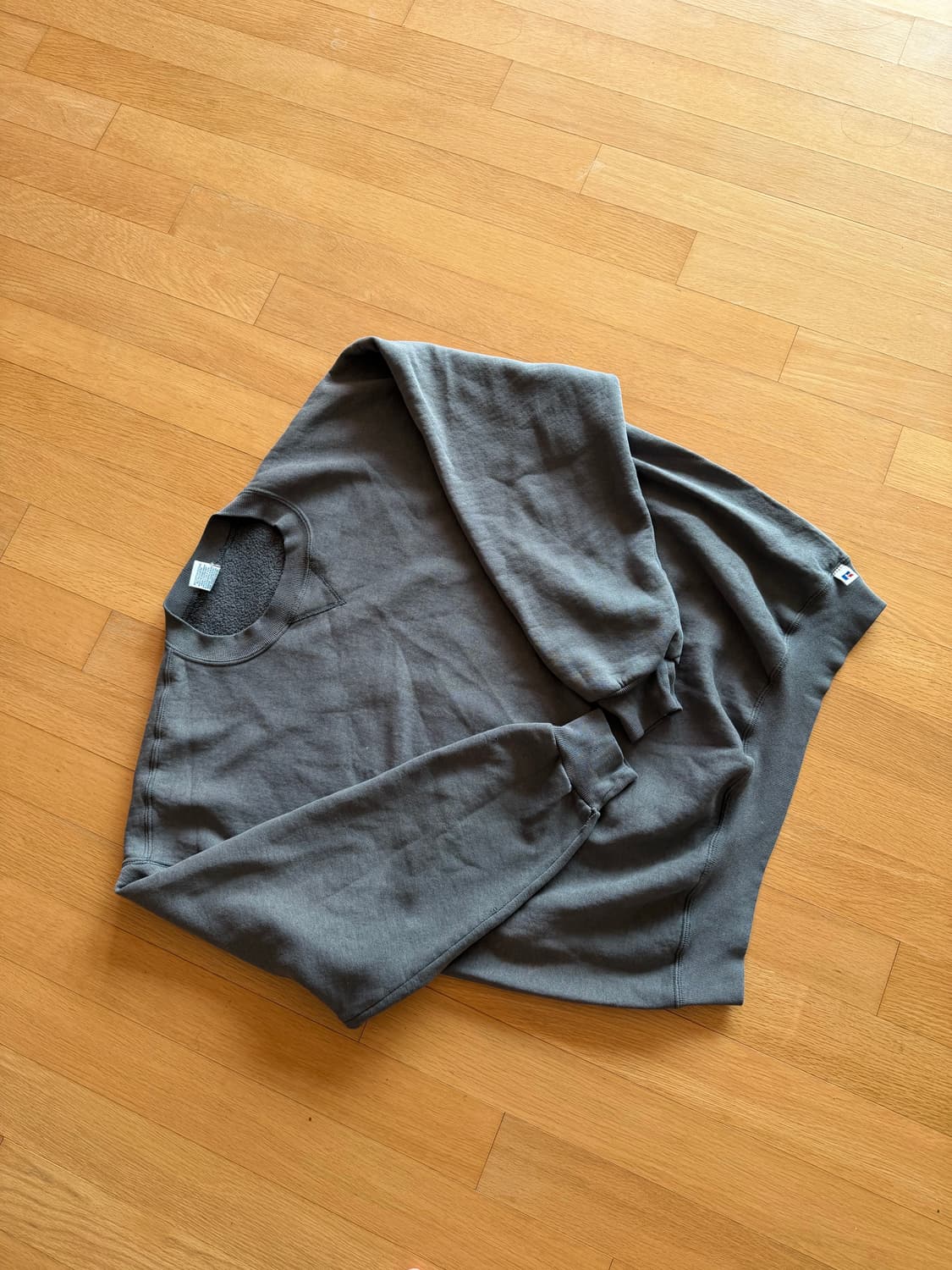 러셀 (russell) 빈티지 맨투맨 상품이미지1